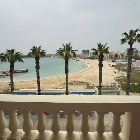 Front Apartmán *